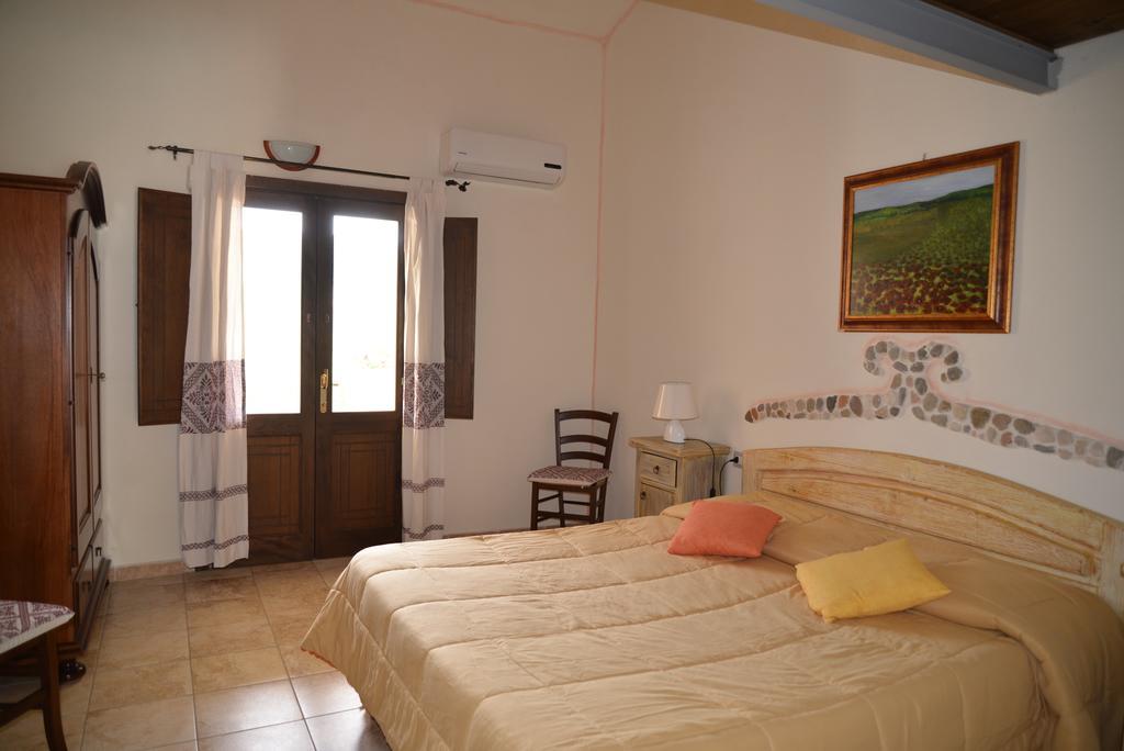 Hotel Valle Del Cedrino Galtelli Exterior photo